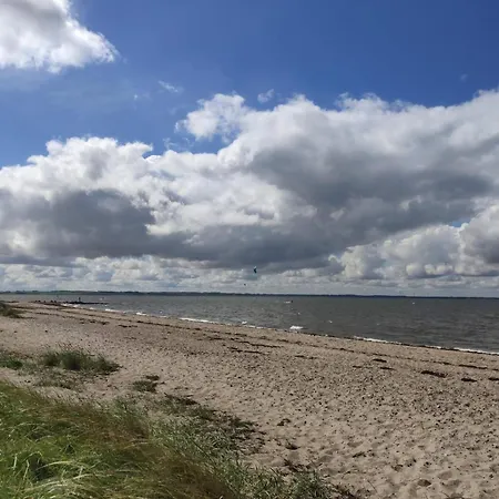 6 Person In Vinderup-by Traum *